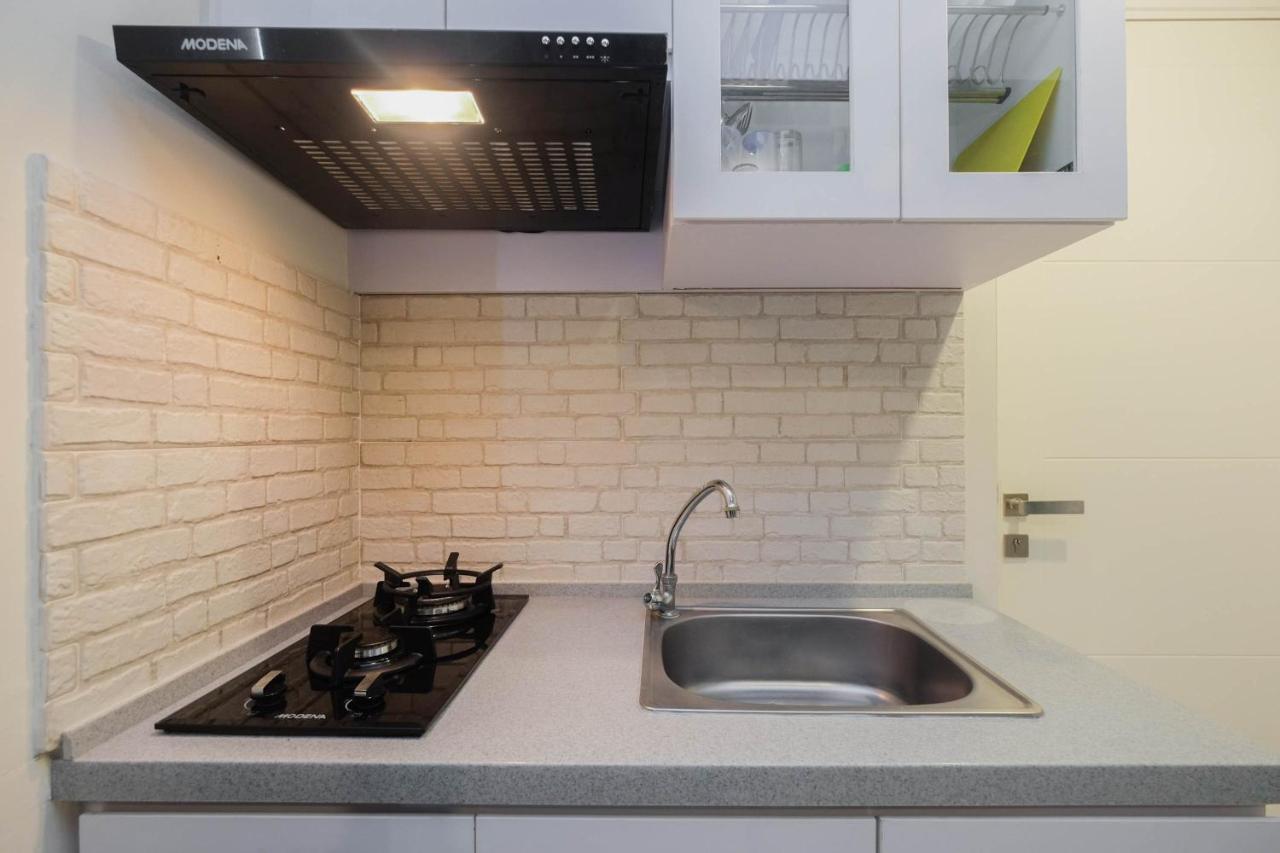 Newly Furnished 2br At Springlake Summarecon By Travelio Apartemen